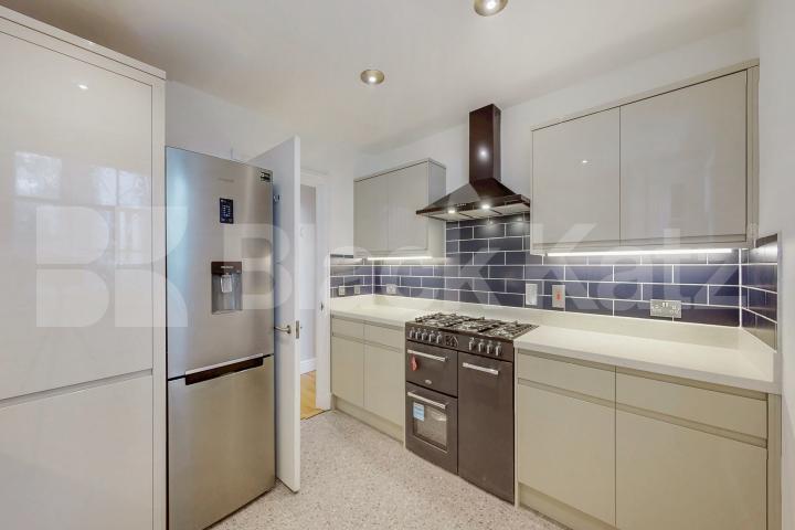 Period charm with contemporary living in Belgravia   Cobham Court Chester Close, Belgravia 